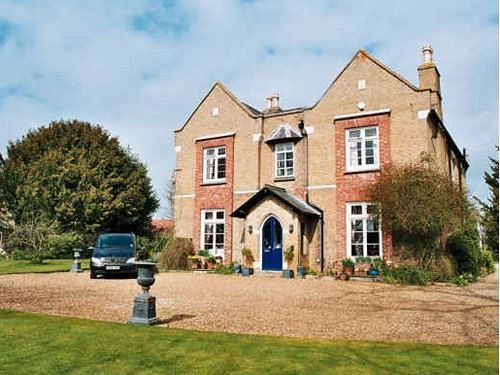 Taylard House Bed & Breakfast Gamlingay Екстериор снимка